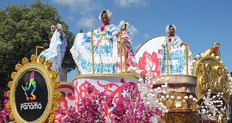 Desfile de las 1000 Polleras 2017