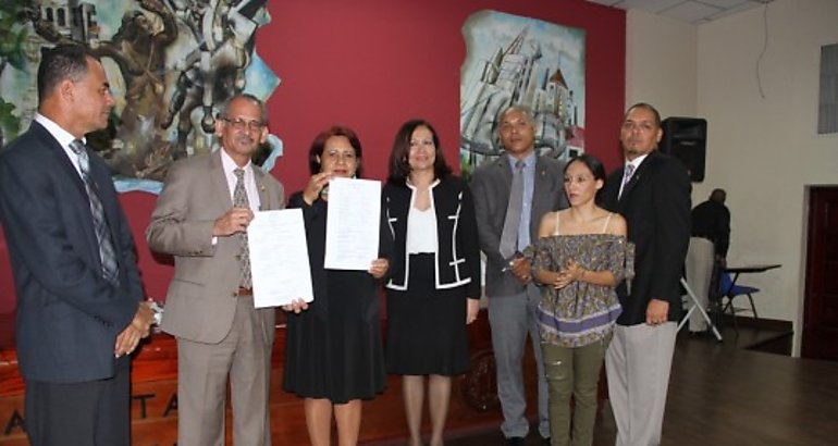 Escogen al nuevo defensor de los universitarios