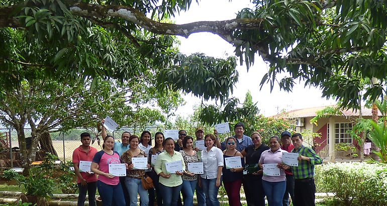 Capacitan a promotores nacionales de agroturismo
