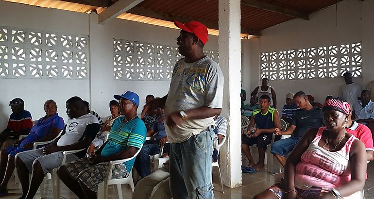 Moradores de la isla Pedro Gonzlez