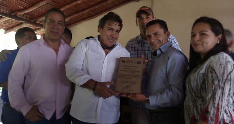 Autoridades y productores de David reconocen al Ministro del MOP