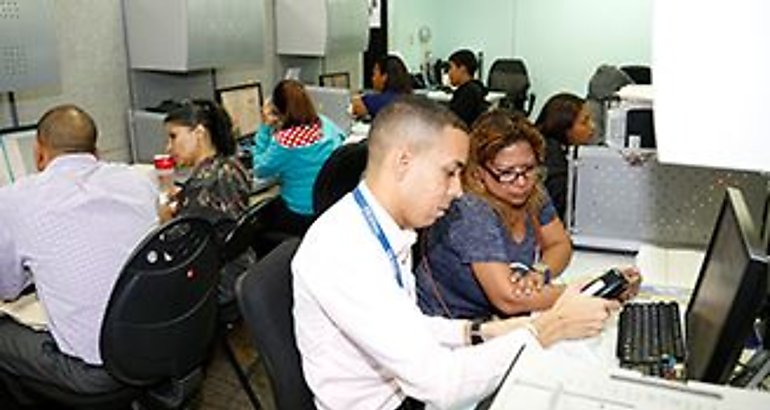 Departamento de Archivos fortalece conocimientos de universitarios