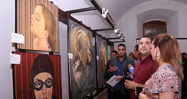 Exhibicin de reconocidos pintores panameos en la galera Juan Manuel Cedeo