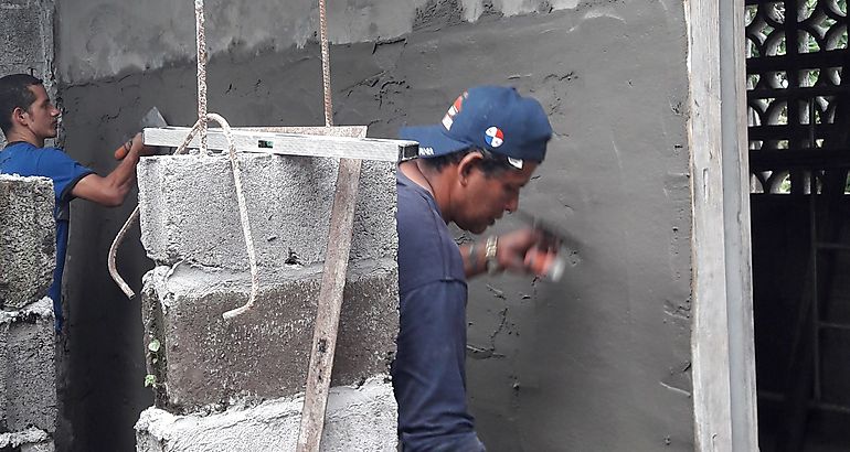 Mejoran vivienda  Techos de Esperanza