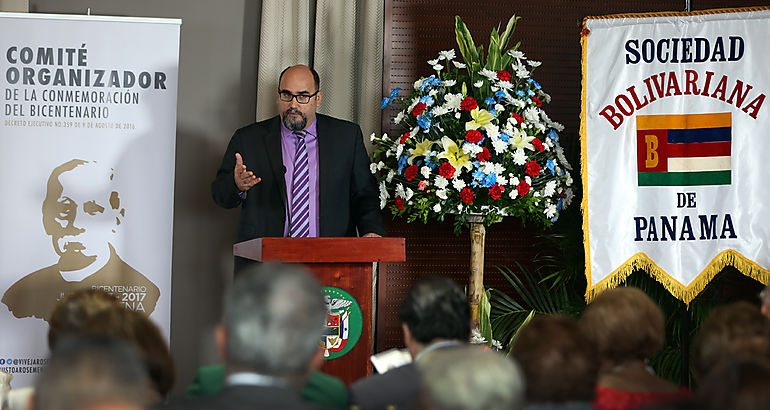 Resaltan legados de Simn Bolvar y Justo Arosemena