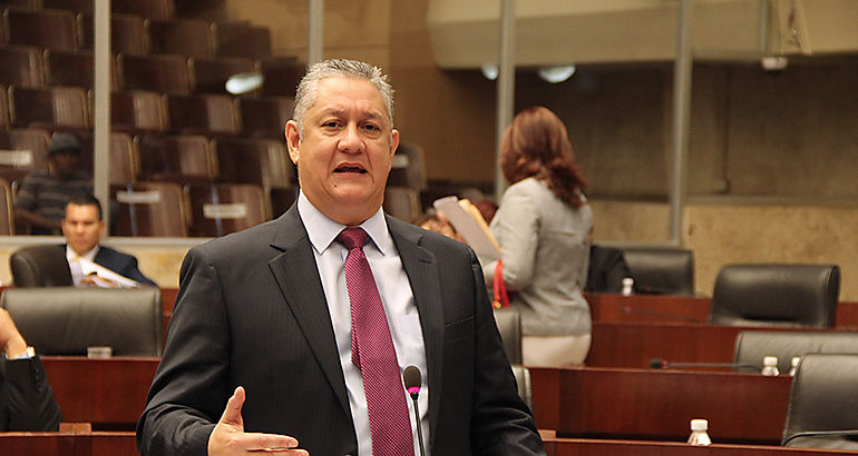 Luis Eduardo Quirs