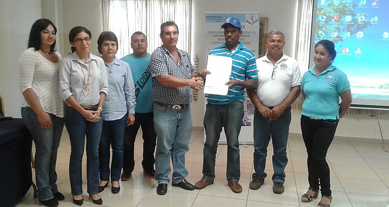 Pescadores artesanales reciben personera jurdica 