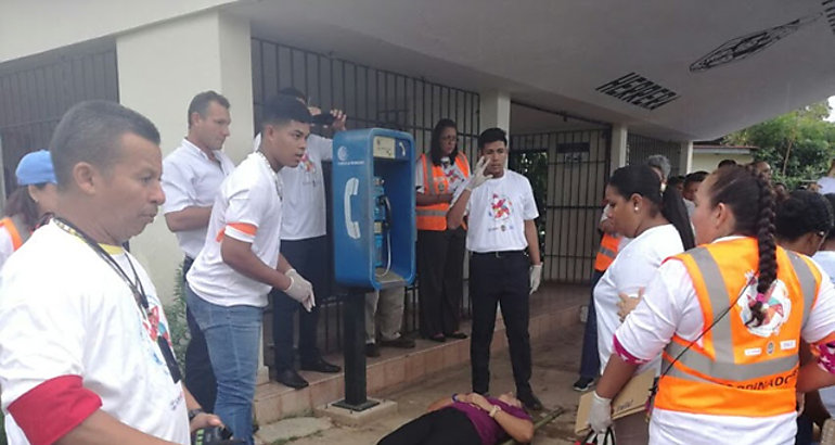 Un simulacro de evacuacin