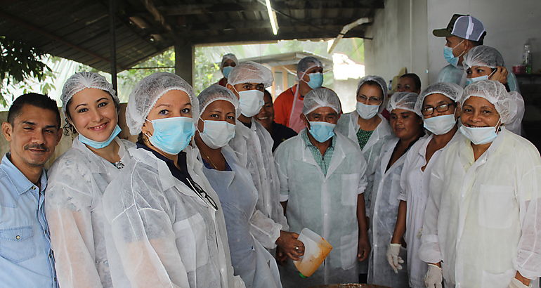 Taller para elaborar pastas y salsas imparte Agroturismo 