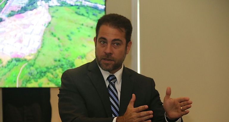 Mario Etchelecu  Ministro de Vivienda y Ordenamiento Territorial