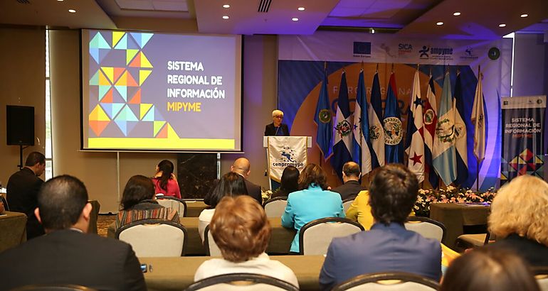 Presentacion informe regional de exportacin de la MIPYME 2016
