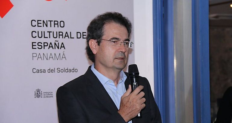Ramn Santos Embajador de Espaa en Panam 