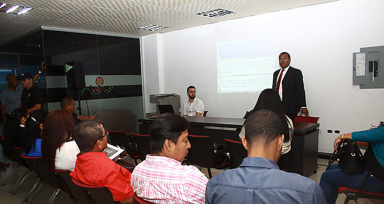Consulta a Cdigo Ambiental se traslad a Coln