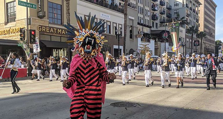 Panam participa del Desfile de las Rosas en EEUU 