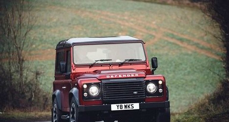 Land Rover Defender V8