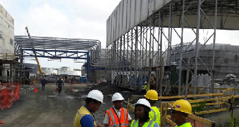 Inspeccionan obras en Coln 