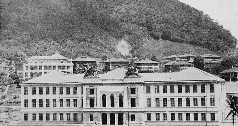 Instituto Nacional nido de aguilas  Panam