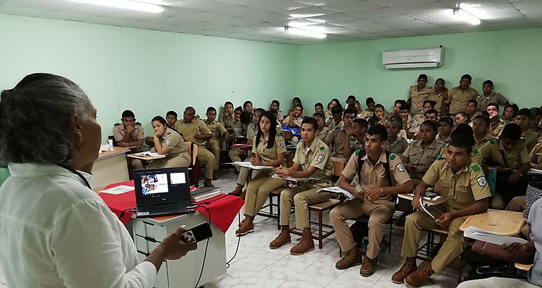 Salud Animal y COPEG capacitan a futuros profesionales agropecuarios en Coln 