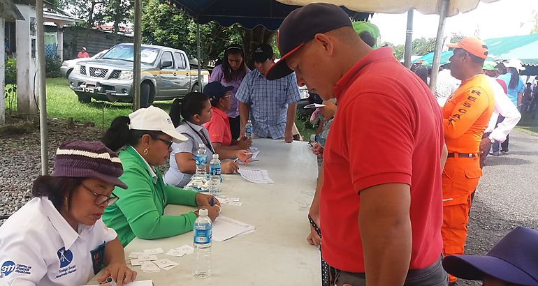 Atienden capacitan a cientos de personas durante Gabinete Ciudadano en Renacimiento
