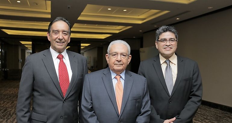Dr Alfredo Castillero Calvo