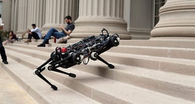 Robot capaz de detectar objetos sin usar cmaras de video