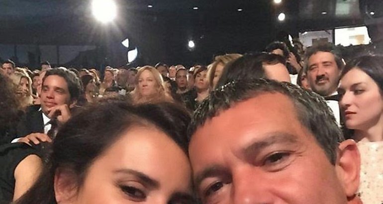 Penlope y Banderas 