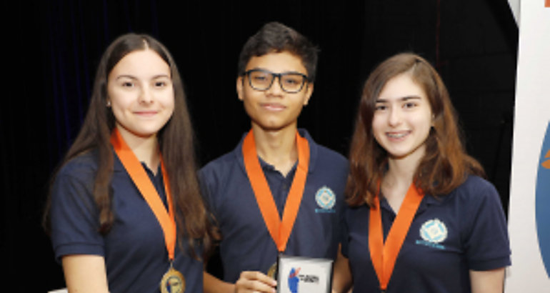 Instituto Atenea gana la competencia regional de Panam Centro
