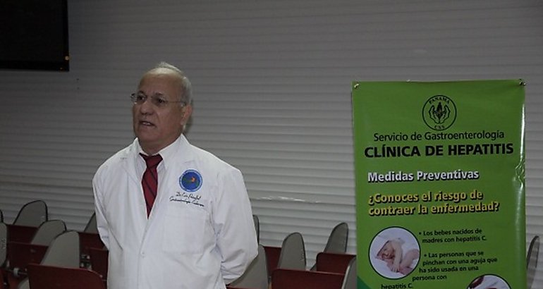 Clnica de hepatitis 