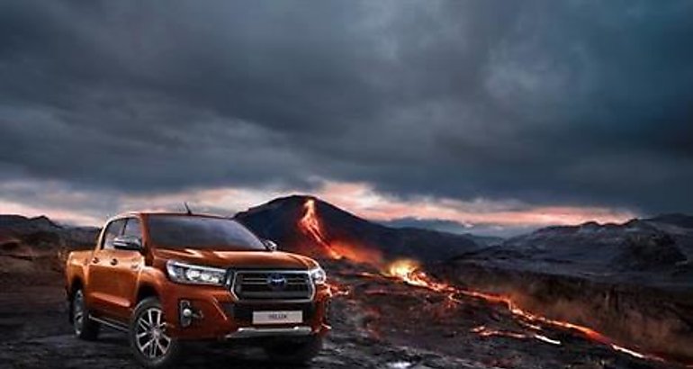 Toyota Hilux Legend
