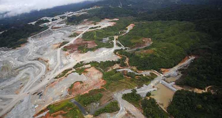 Minera Petaquilla SA