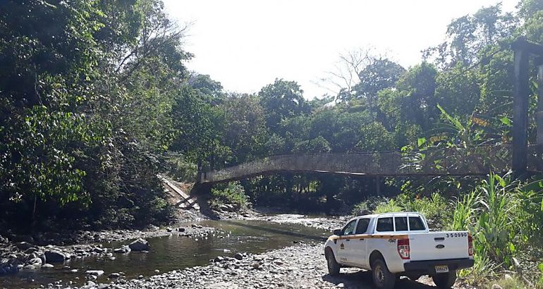 Caminos en el distrito de Besik