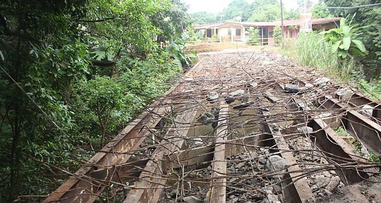 Inician construccin de puente vehicular en Las Tablas