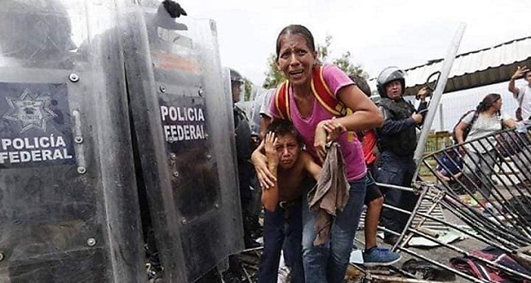 Gobierno de Mxico rechaza los hechos violentos en la frontera con Guatemala entre migrantes y policas