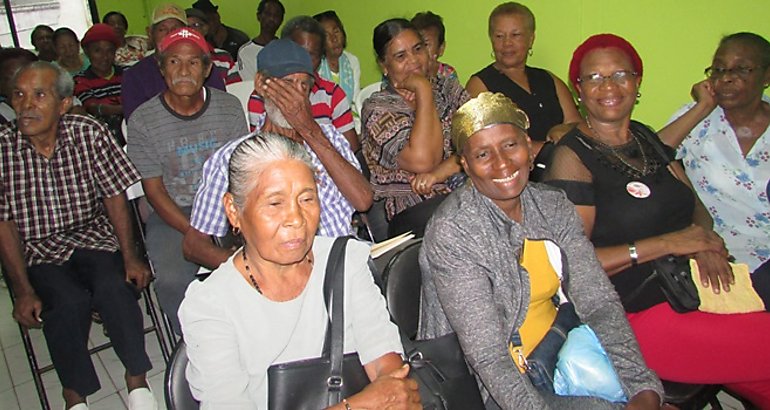 Adultos mayores del programa 120 a los 65 reciben capacitacin sobe sexualidad durante la tercera edad