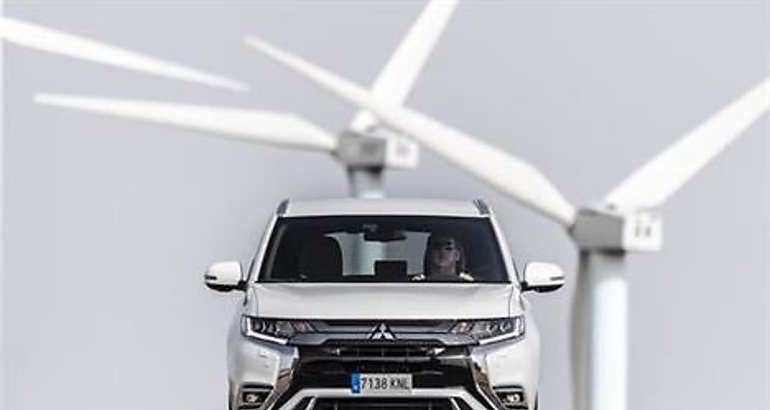 Mitsubishi Outlander PHEV 2019