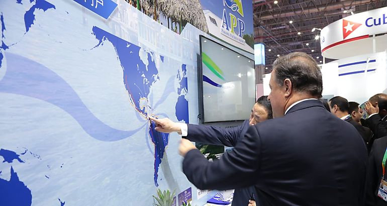 Presidente Varela presenta las ventajas de Panam como la gran conexin del comercio mundial 