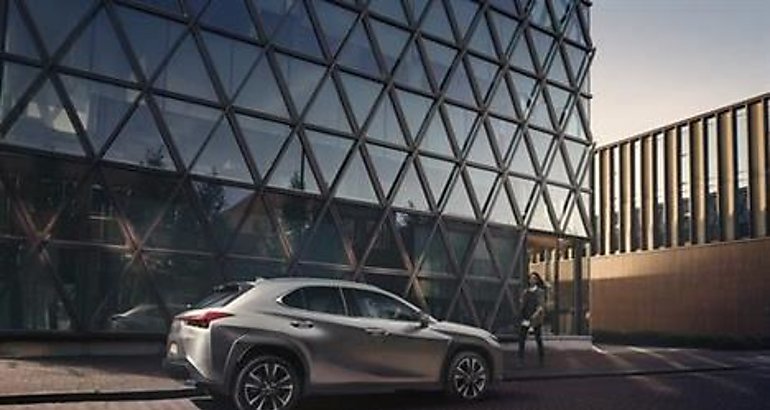 Lexus UX 250h