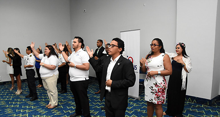 CSS se capacita en lenguaje de seas 