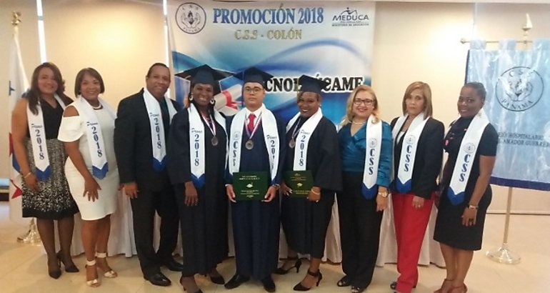 Colaboradores de coln en la CSS reciben ttulos de educacin de pre media y media 