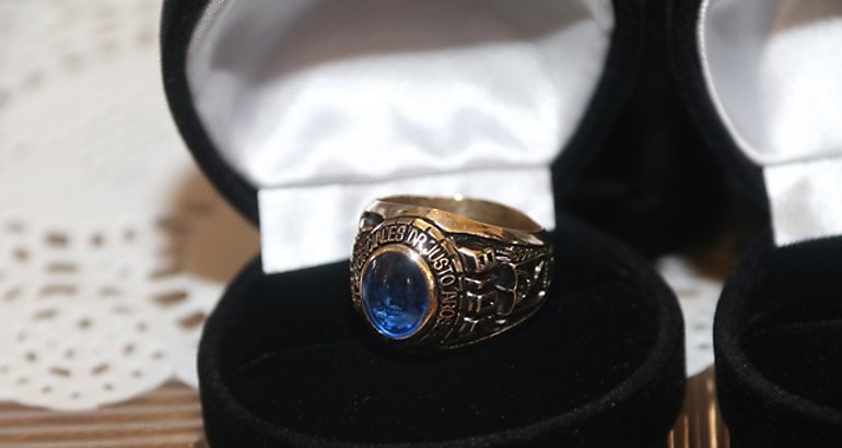 133 Alfreces de la Escuela de Oficiales de Polica reciben sus anillos 