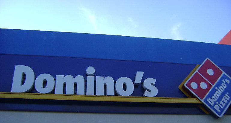 Dominoss Pizza