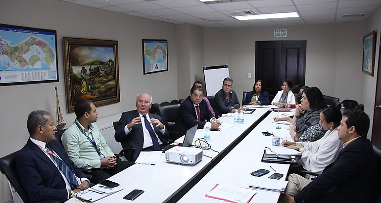Se realiza conversatorio con Guillermo Chapman 