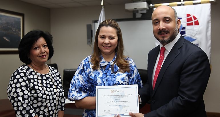 AMP forma a funcionarios en datos abiertos 