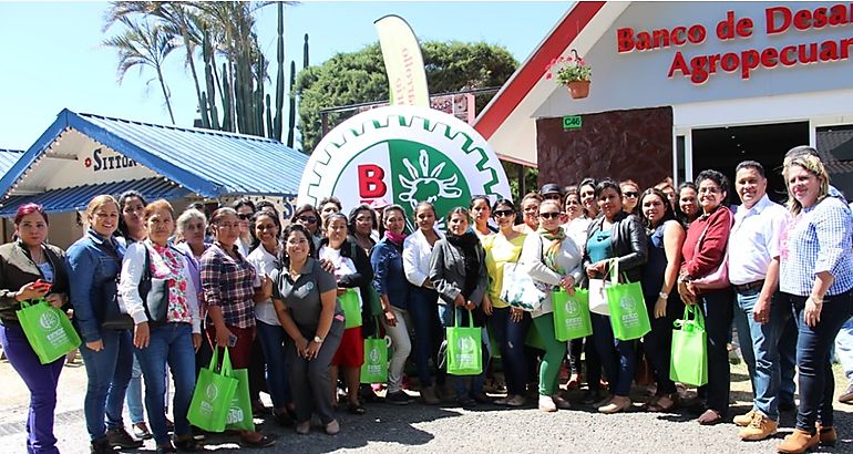 Mujer Agro emprendedora 