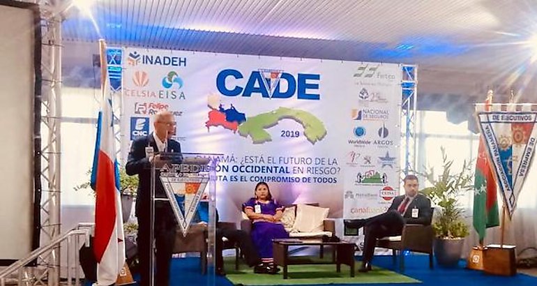 UNACHI participa en Conferencia CADE 2019