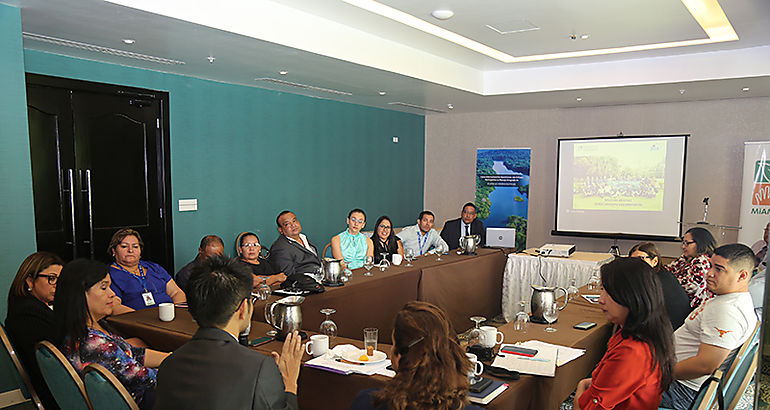  Primer Curso Internacional en Ecosistemas con Enfoque Participativo en Manejo Integrado de Cuencas Hidrogrficas 