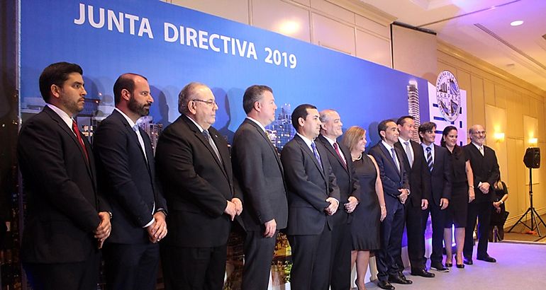 Toma de posesin de la Junta Directiva de la CAPAC