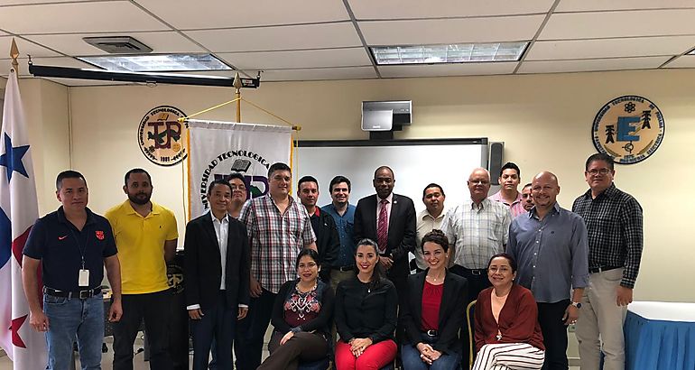 Docentes de la UTP Chiriqu participan en encuentro