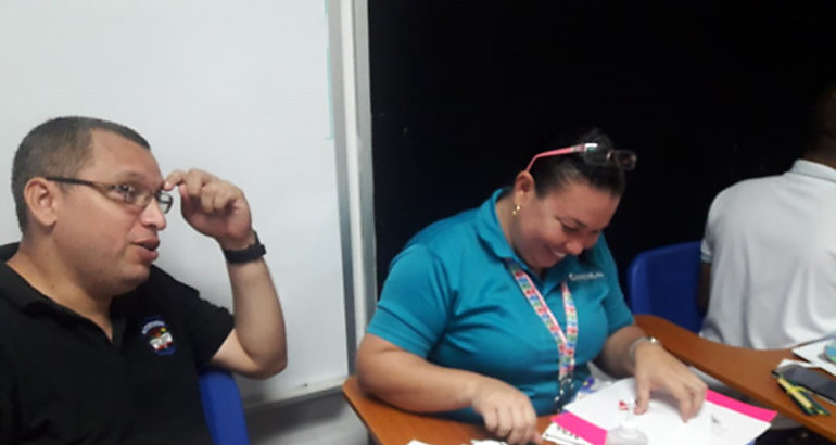 Dictan curso de Metodologas y Estrategias Bilinges para estudiantes sordos
