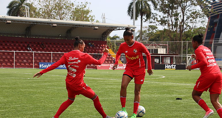 Preseleccin femenina a retomar entrenamientos